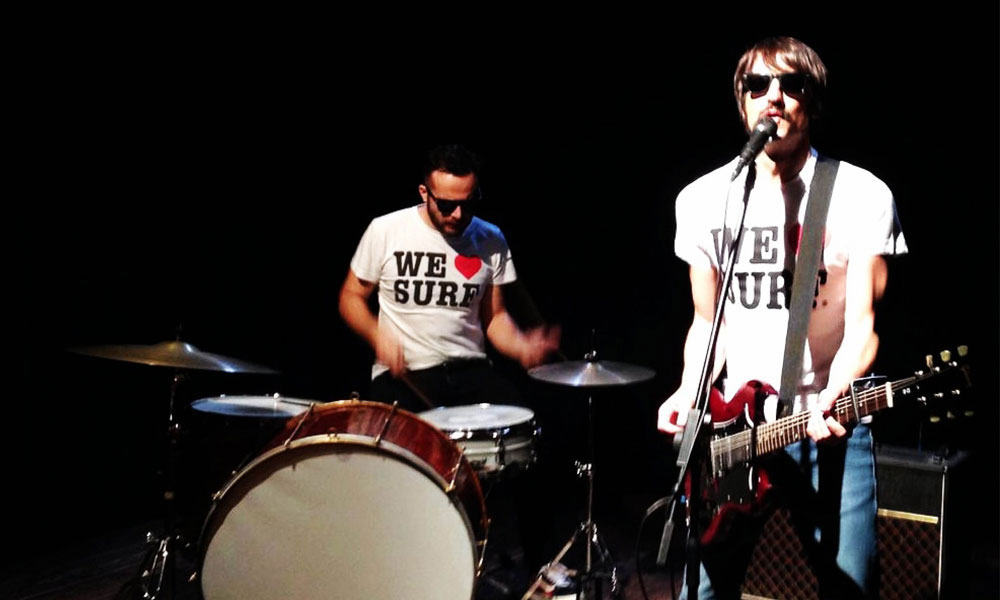 die Band We love surf - auf einem Auftritt